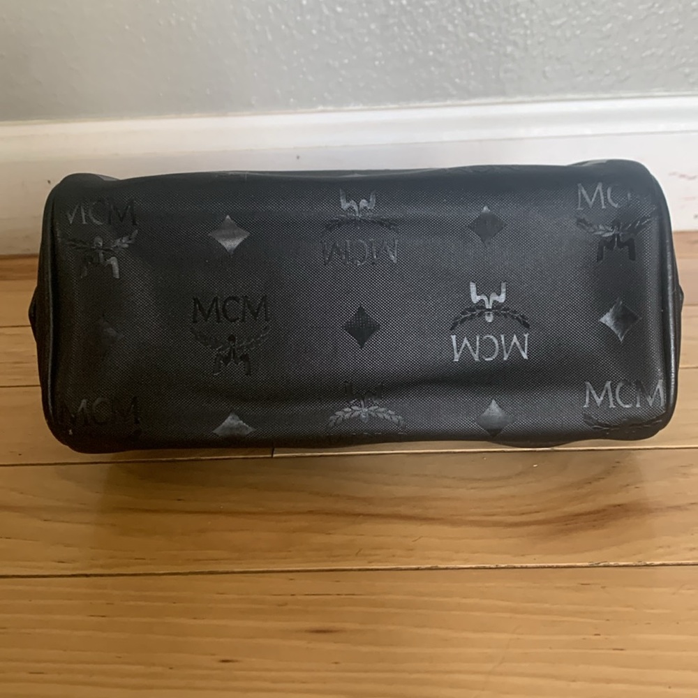 MCM- Authentic 🍀 RARE EUC! Pristine! Vintage Visetos Nylon Mini Boston Satchel - Picture 7 of 10